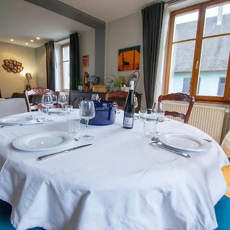 De La Tour Des Fripons. Holiday home