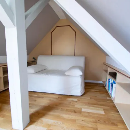 De La Tour Des Fripons.