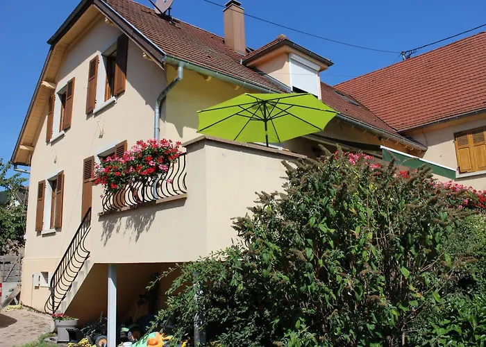 Casa de Férias De La Tour Des Fripons.