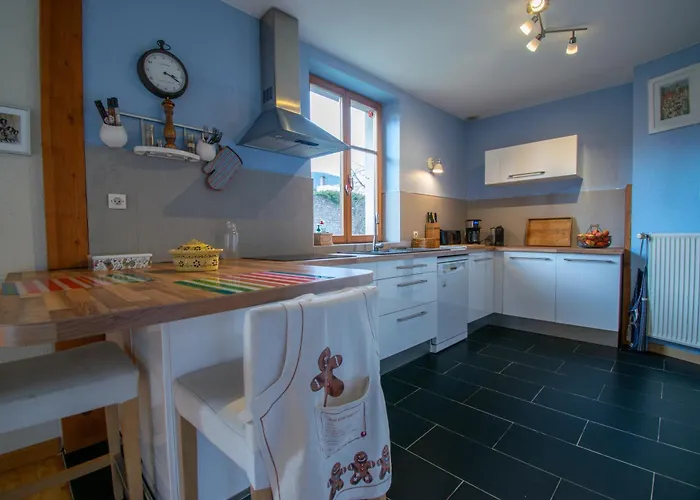 De La Tour Des Fripons. Casa de Férias *