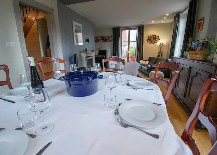 De La Tour Des Fripons. Casa de Férias