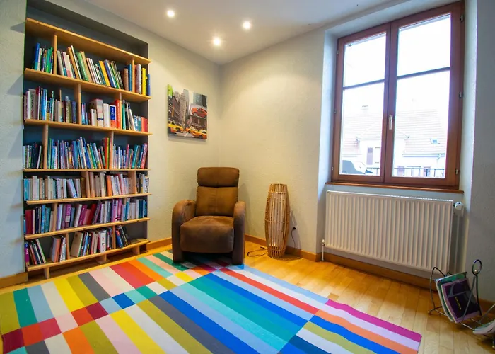 De La Tour Des Fripons. *